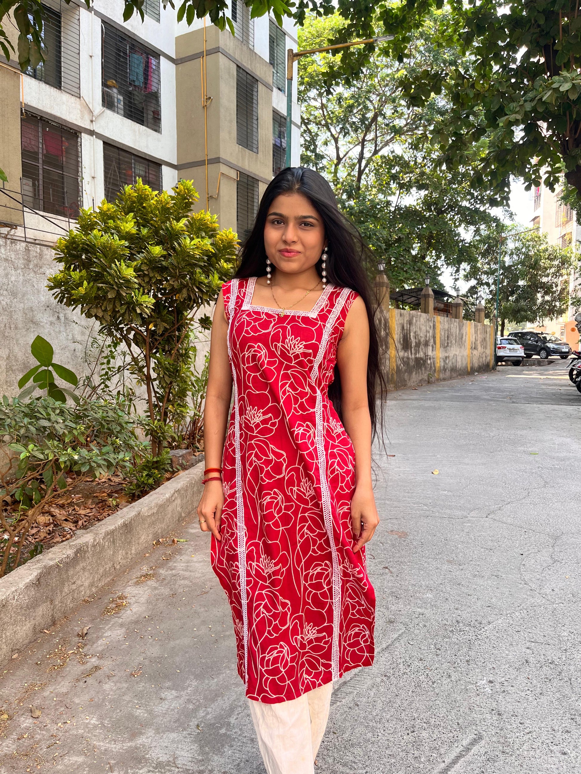 Pink sleeveless straight Kurti